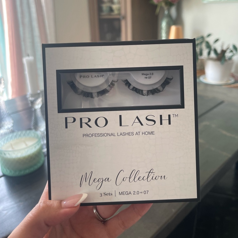 pro lash mega 2.0 no.7 lashes